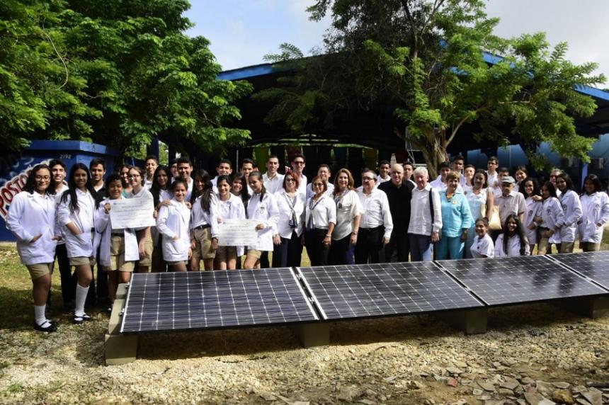 Inauguran planta de energía solar en el Instituto Humboldt